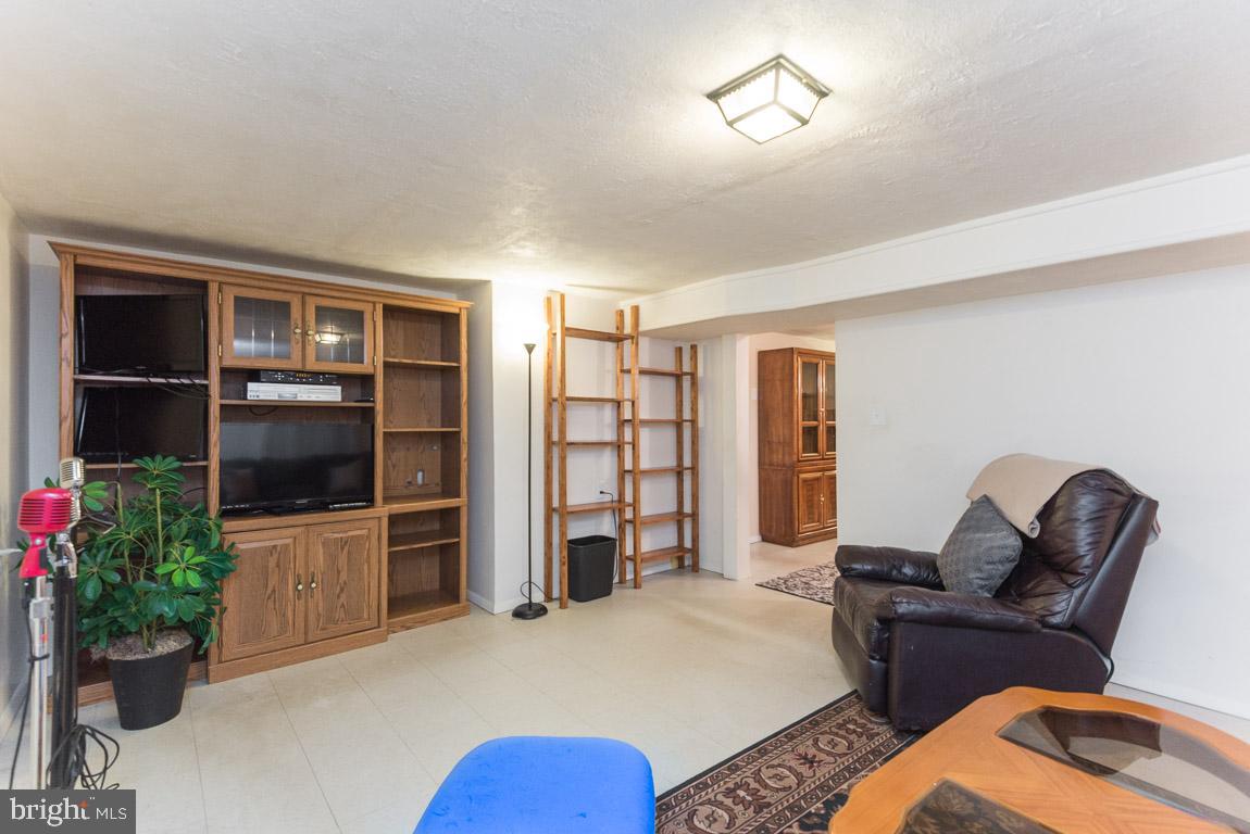 347 Brock Bridge Road Laurel, MD 20724 - Photo 31 of 41 Gallery Image 31