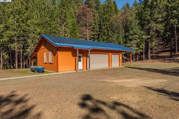 $400,000 | 8341 East Side Road, Trinity Center, CA 96091