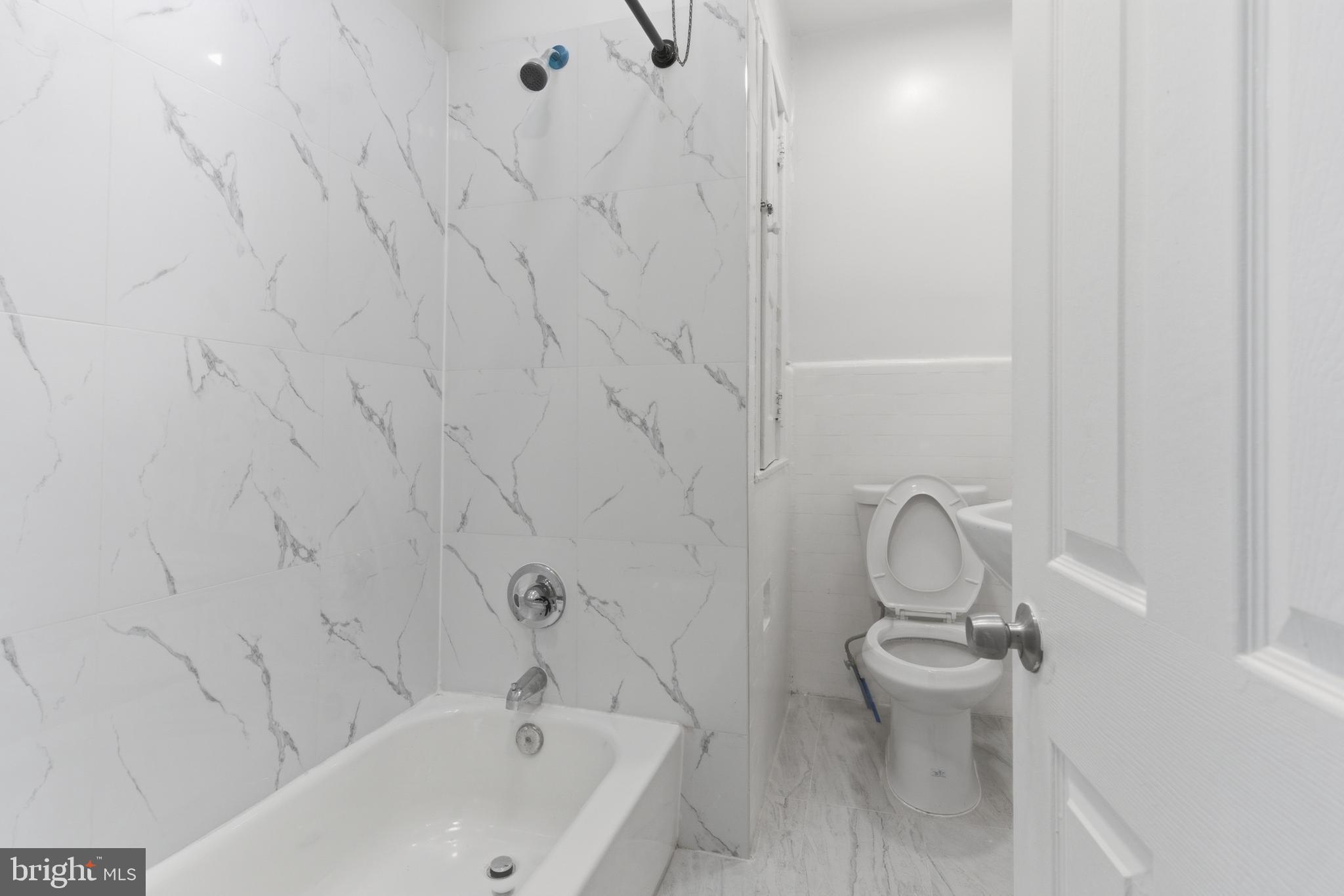 2143 66th Avenue Philadelphia, PA 19138 - Photo 10 of 11