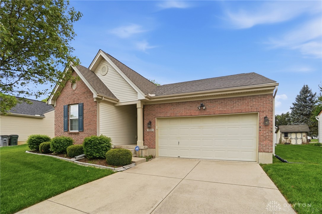1840 Hunters Ridge Drive Troy, OH 45373 - Photo 3 of 56