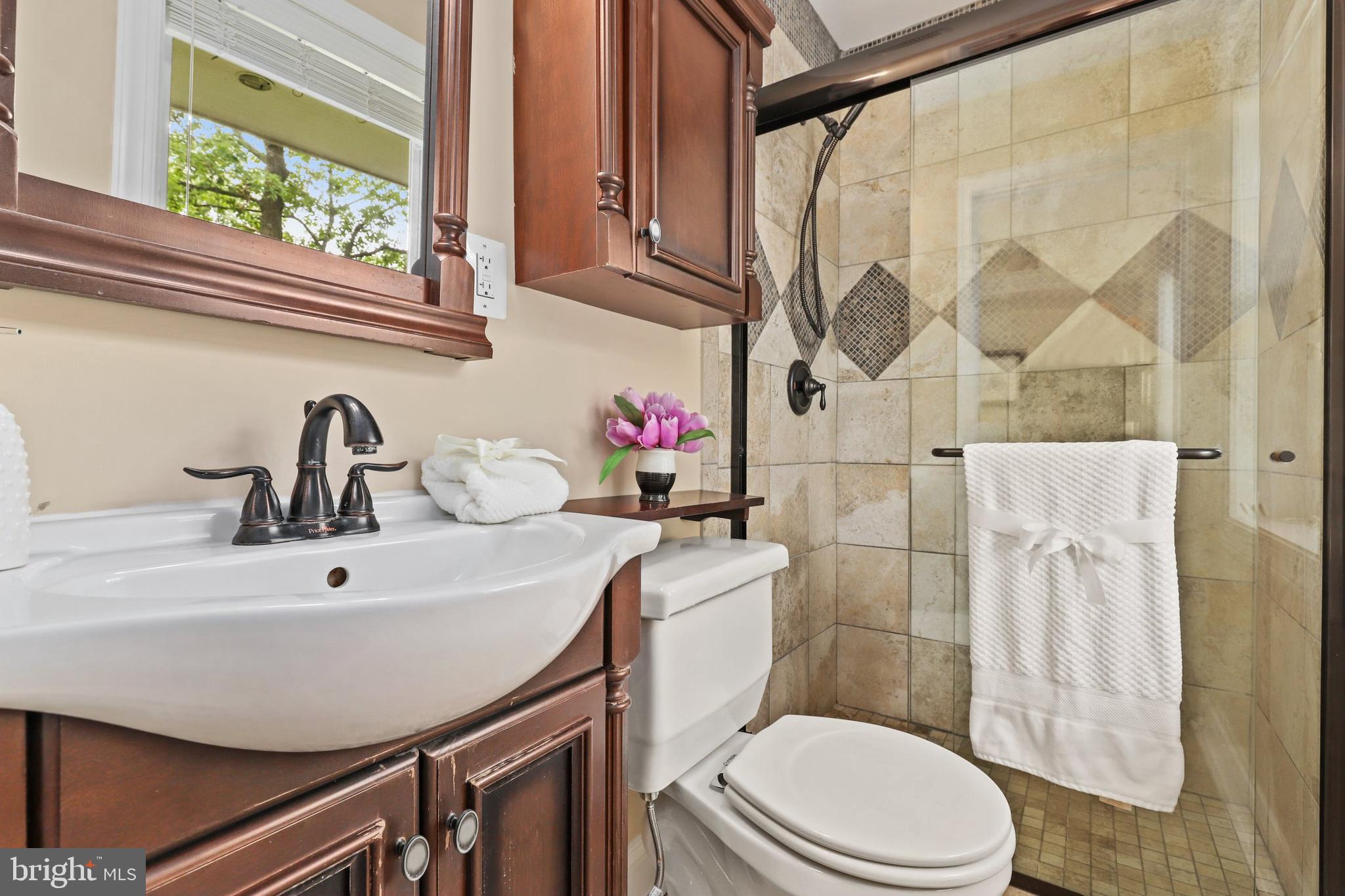 4436 Sleaford Road Annandale, VA 22003 - Photo 12 of 33 Gallery Image 12