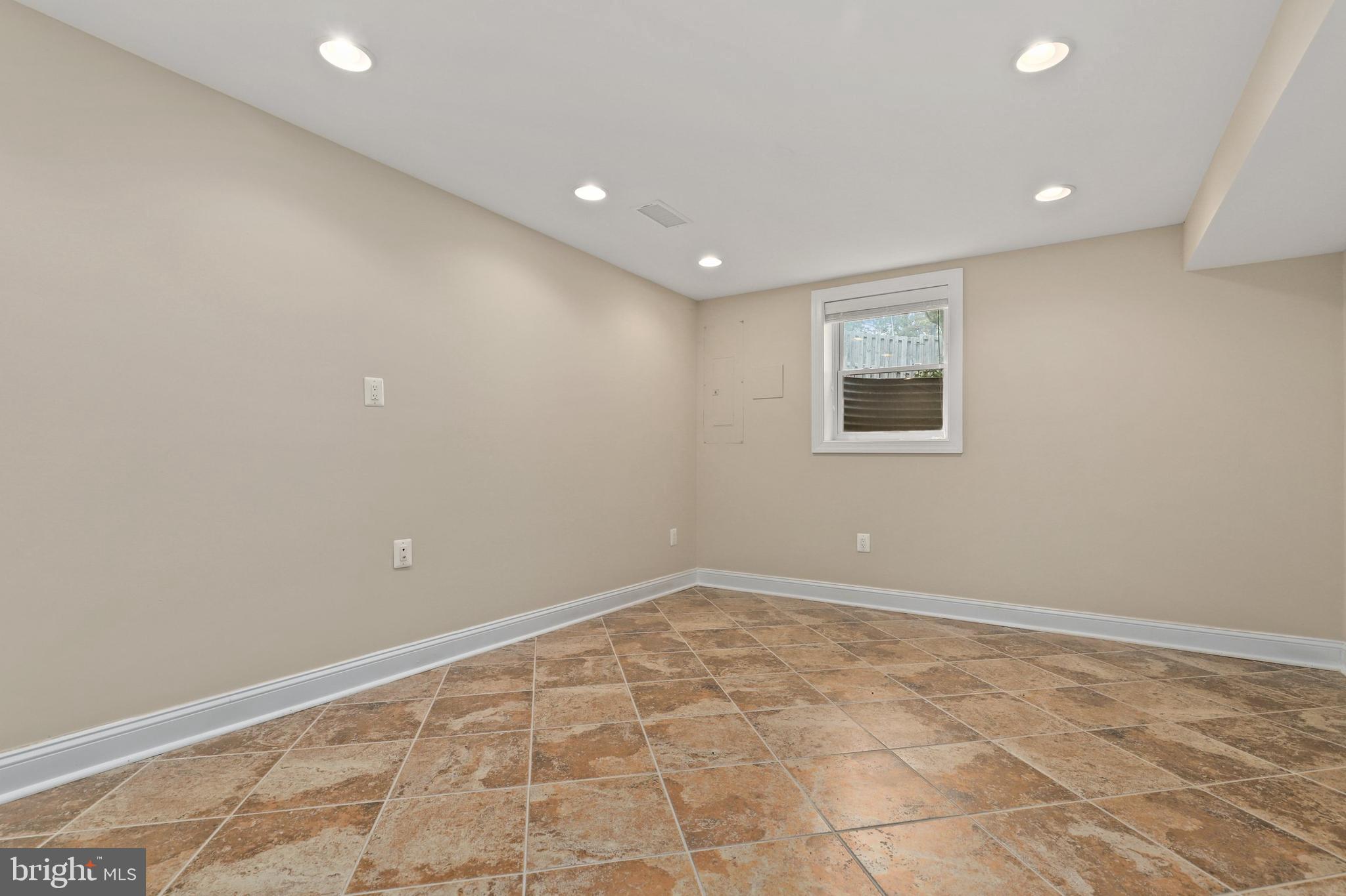 4436 Sleaford Road Annandale, VA 22003 - Photo 9 of 33 Gallery Image 9