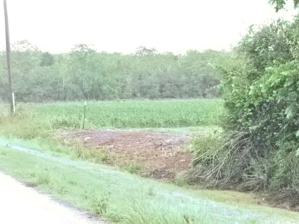 $350,000 | 6932 Beard Road, Needville, TX 77461