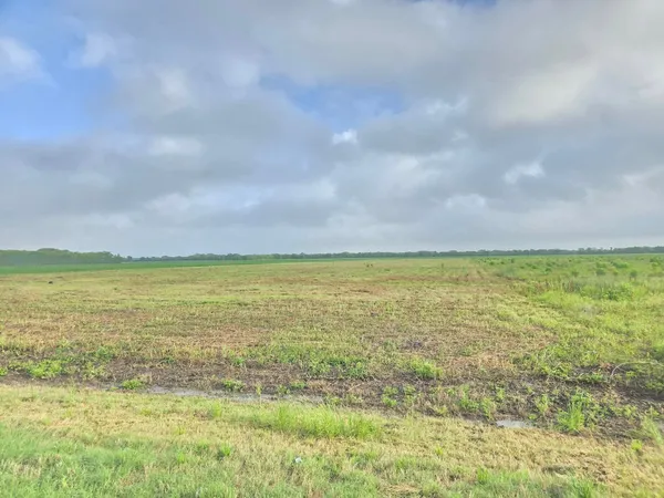 $350,000 | 6932 Beard Road, Needville, TX 77461