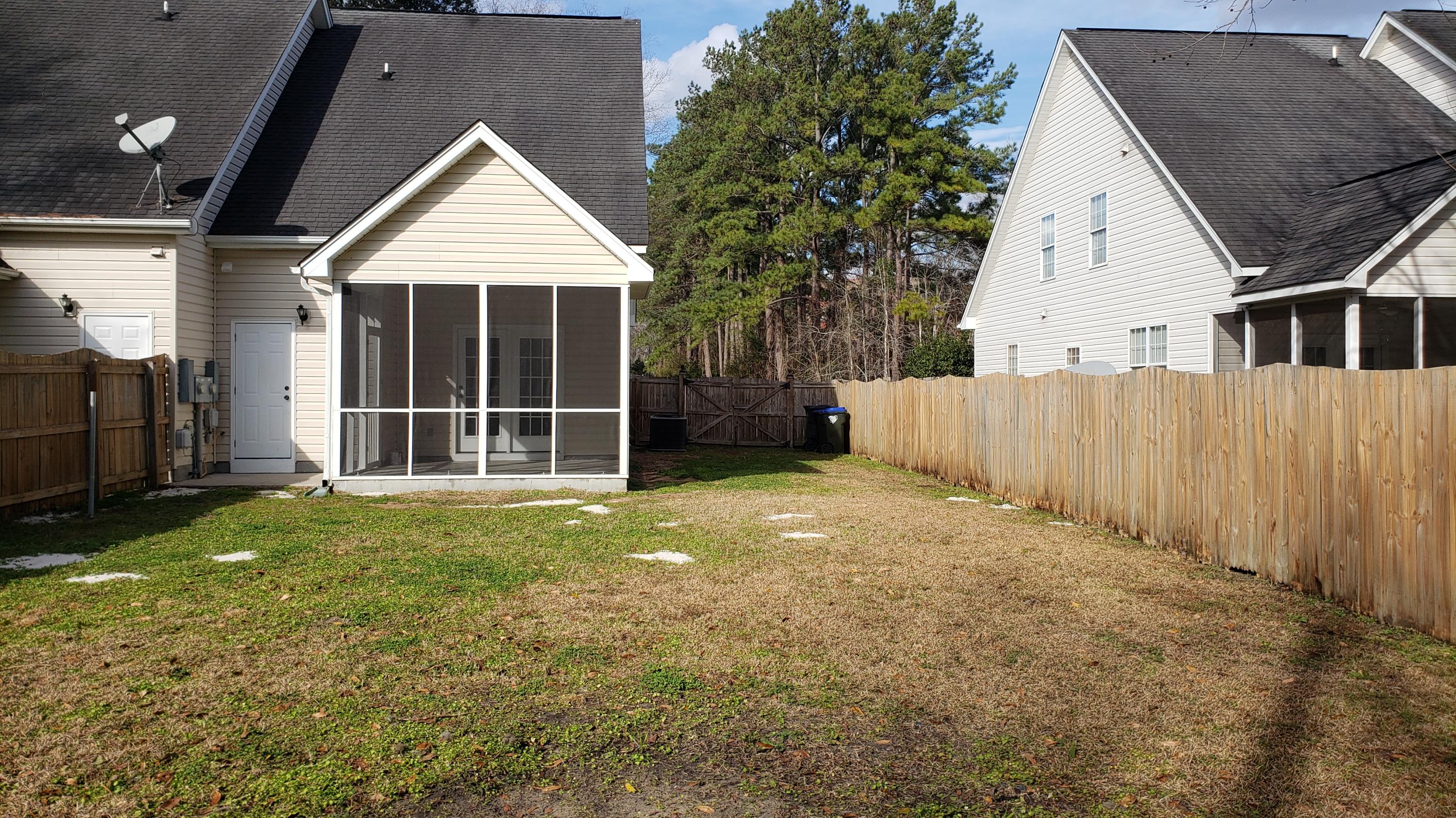 323 Springview Lane Summerville, SC 29485 - Photo 18 of 19 Springview 323 17