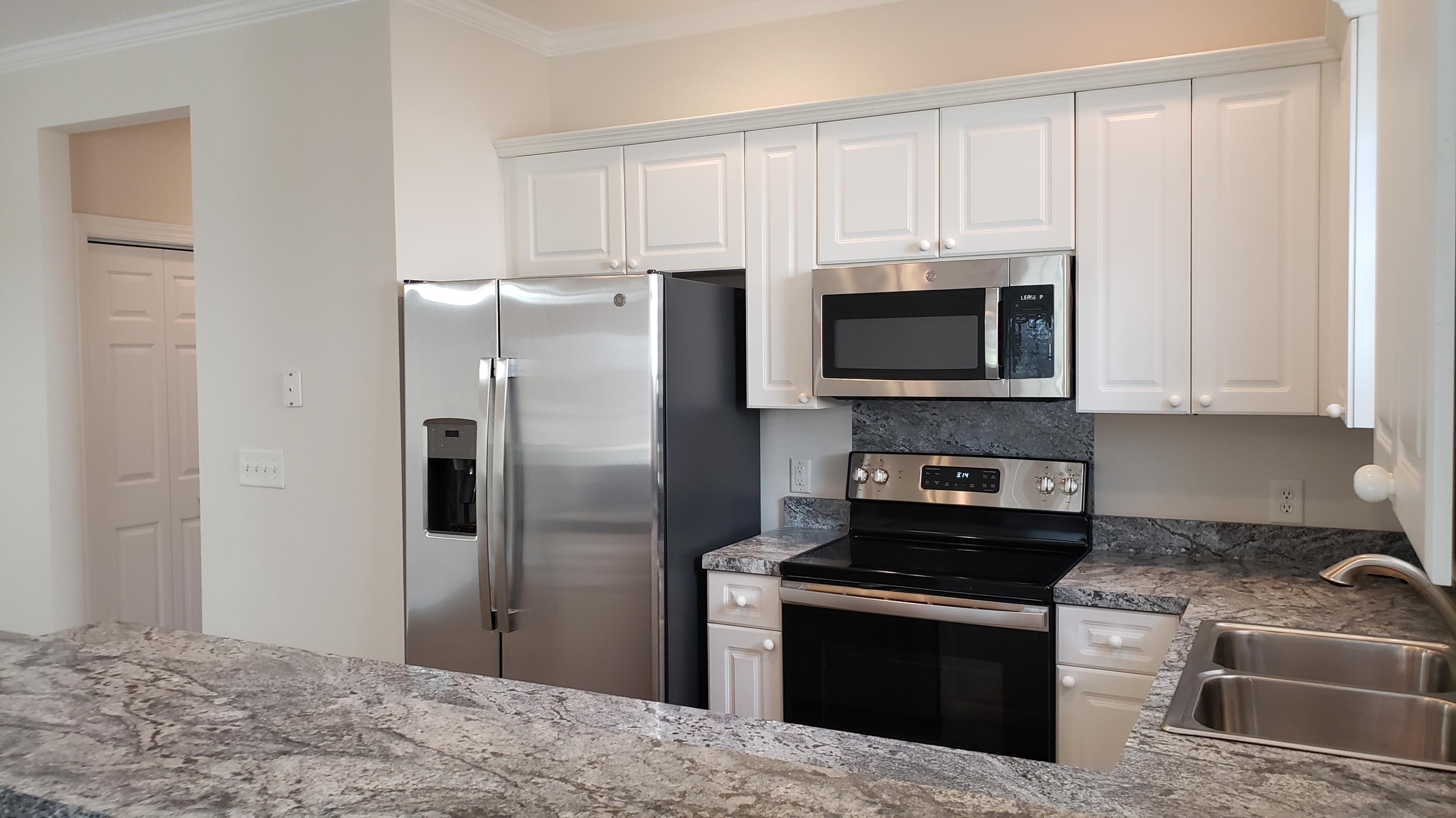 323 Springview Lane Summerville, SC 29485 - Photo 5 of 19 Springview 323 12