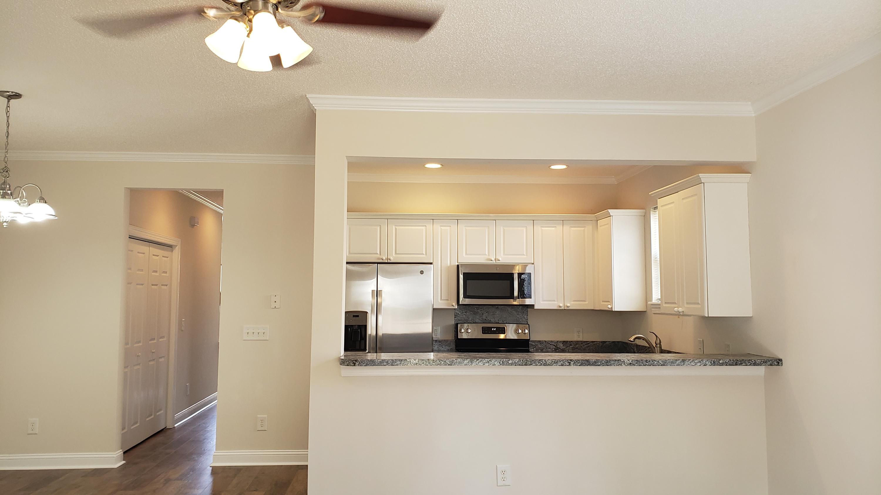 323 Springview Lane Summerville, SC 29485 - Photo 7 of 19 Springview 323 3