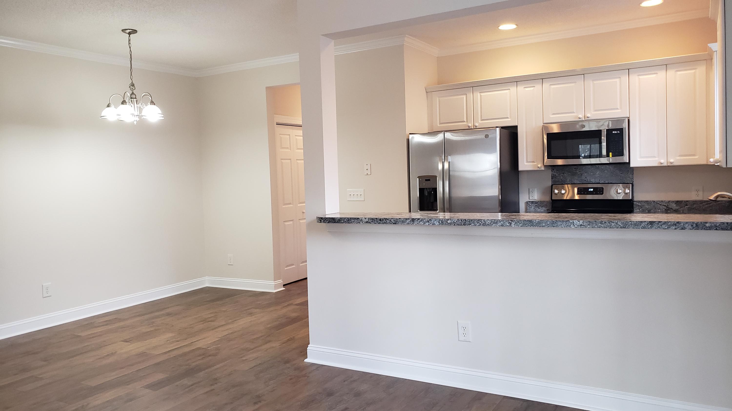 323 Springview Lane Summerville, SC 29485 - Photo 8 of 19 Springview 323 4