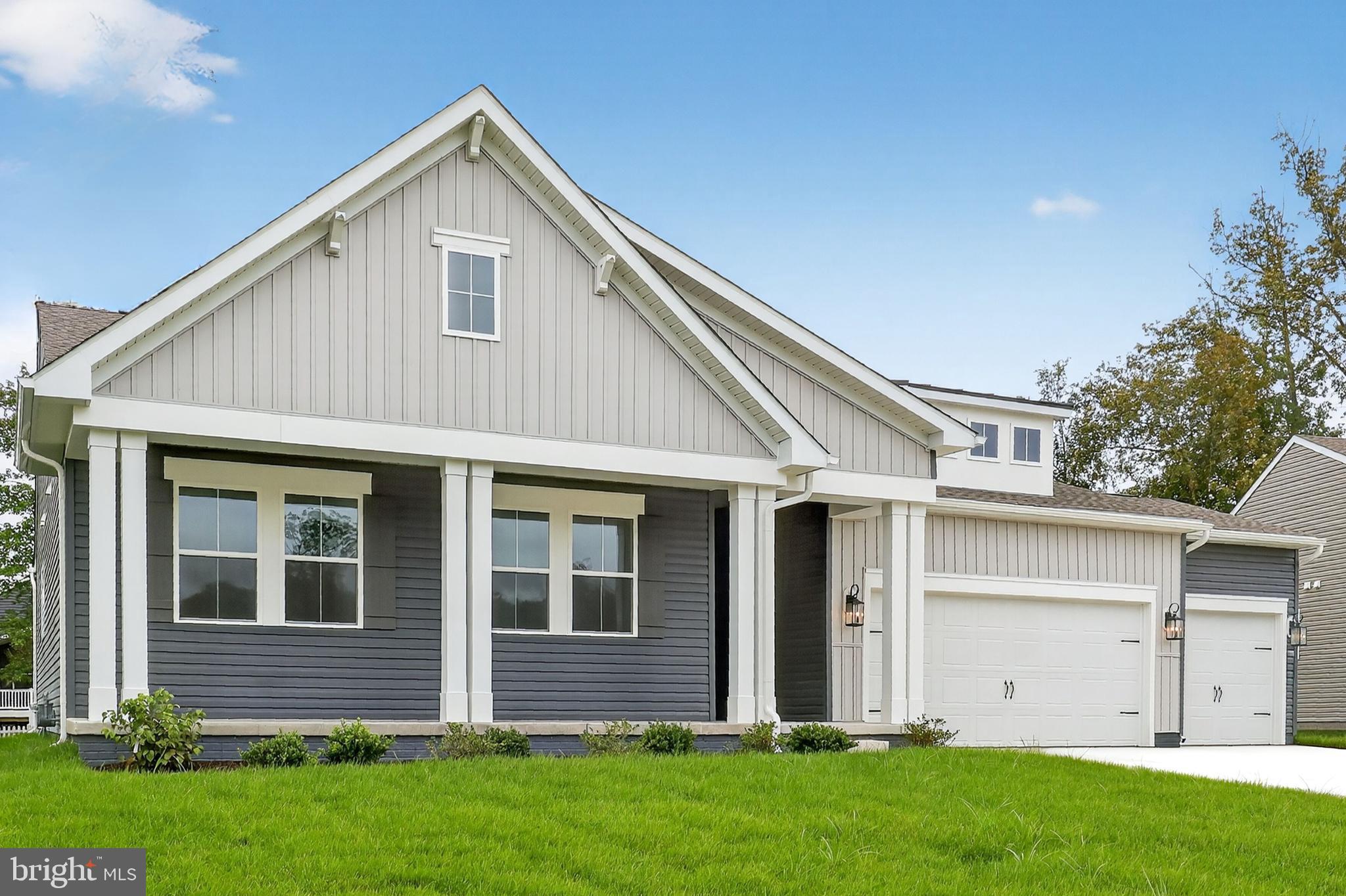 a front view of house with yard