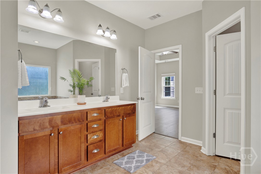 1 Shelby Road Savannah, GA 31405 - Photo 29 of 42 Master Bath