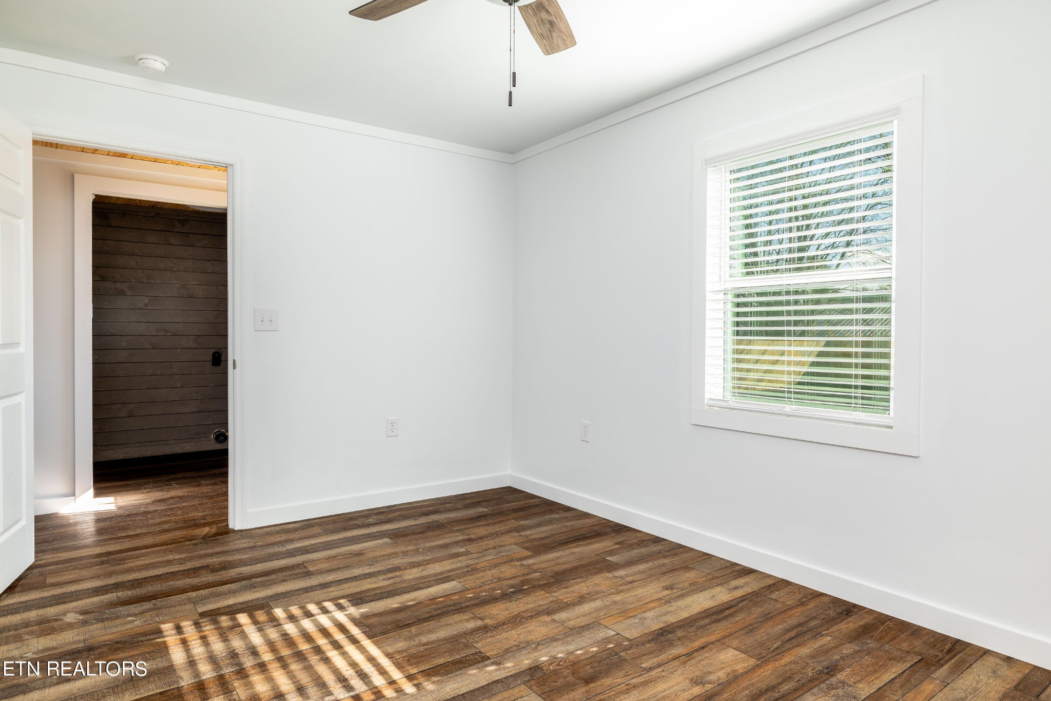 554 East Lincoln Road Alcoa, TN 37701 - Photo 11 of 29 Gallery Image 11