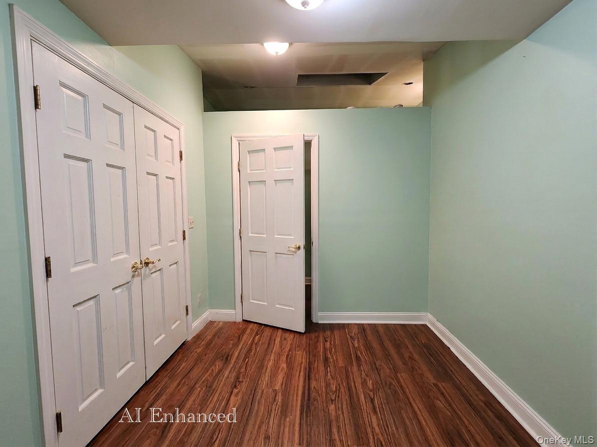 3591 Fiddler Lane Bethpage, NY 11714 - Photo 7 of 10