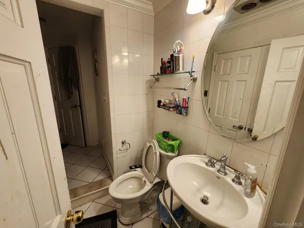 $875,000 | 3591 Fiddler Lane, Bethpage, NY 11714