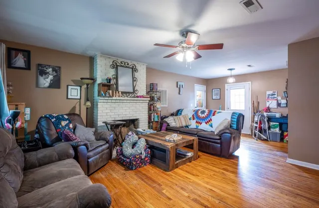 $370,000 | 844 Miller Road, Signal Mountain, TN 37377