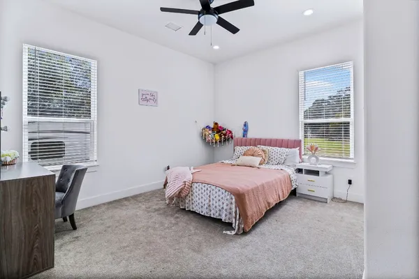 $650,000 | 440 Farm To Market 223, Shepherd, TX 77371