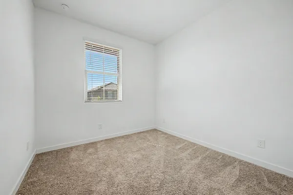 $2,500 | 1784 South Senate Street, Chandler, AZ 85286