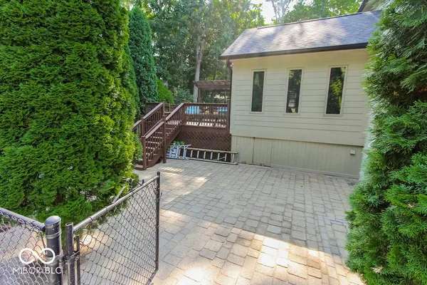 $649,900 | 7619 Oak Grove Drive, Indianapolis, IN 46259