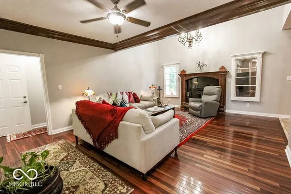$649,900 | 7619 Oak Grove Drive, Indianapolis, IN 46259
