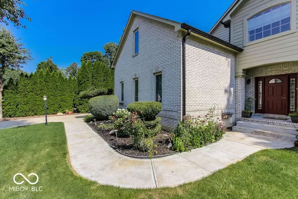 $649,900 | 7619 Oak Grove Drive, Indianapolis, IN 46259