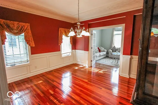 $649,900 | 7619 Oak Grove Drive, Indianapolis, IN 46259