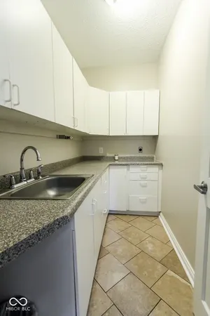 $649,900 | 7619 Oak Grove Drive, Indianapolis, IN 46259
