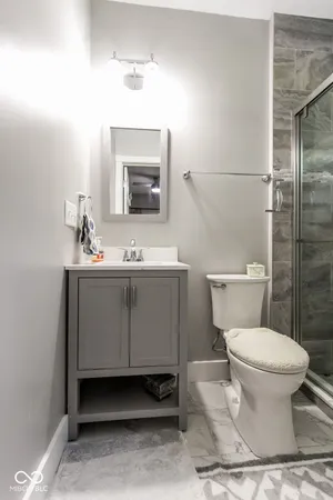 $649,900 | 7619 Oak Grove Drive, Indianapolis, IN 46259