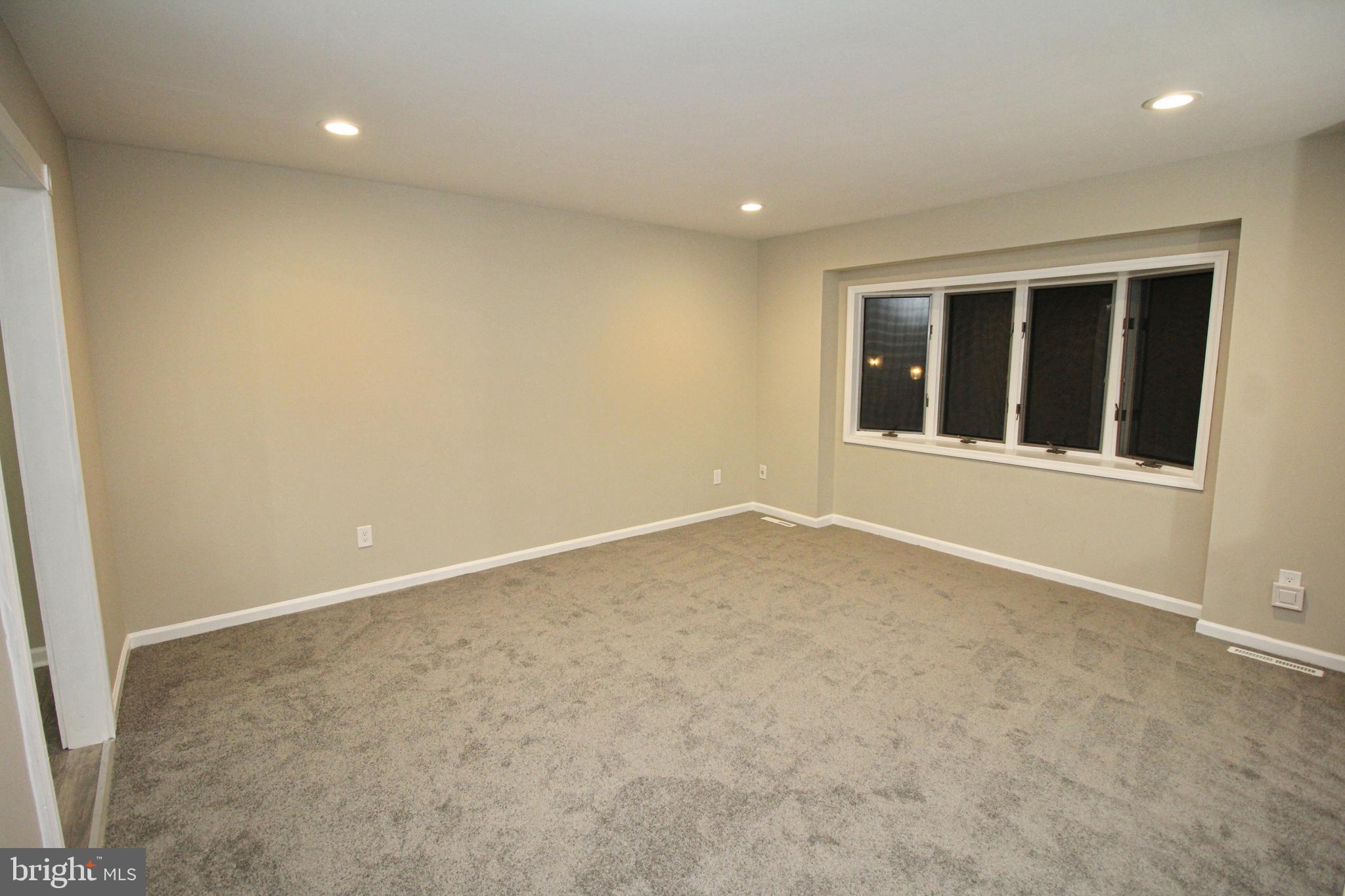 1608 White Oak Road Williamstown, NJ 08094 - Photo 12 of 39 Gallery Image 12