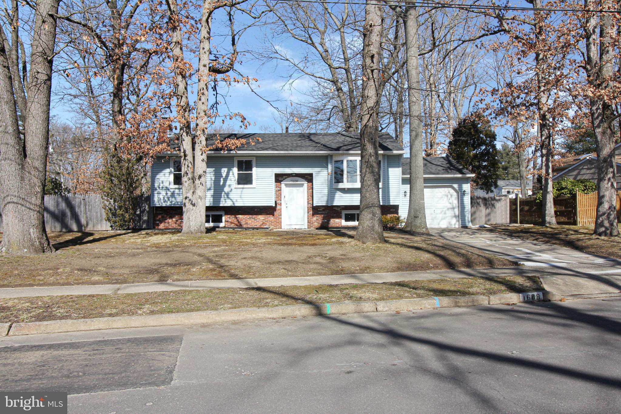1608 White Oak Road Williamstown, NJ 08094 - Photo 2 of 39 Gallery Image 2