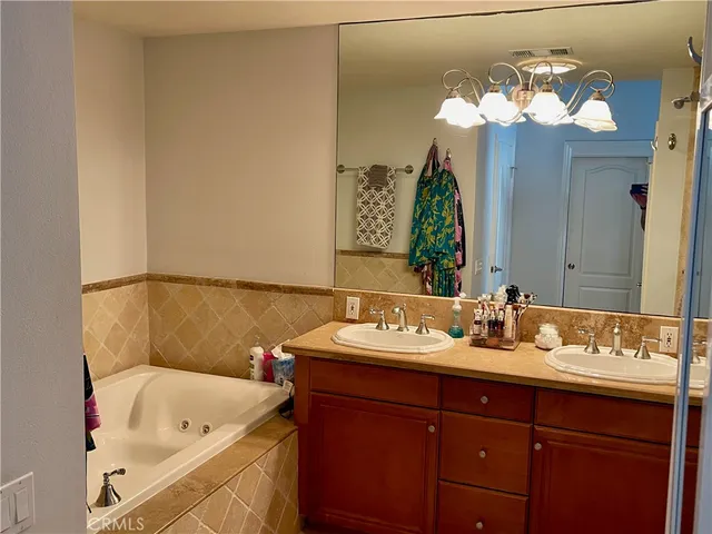 $5,900 | 25911 El Segundo Street, Laguna Hills, CA 92653