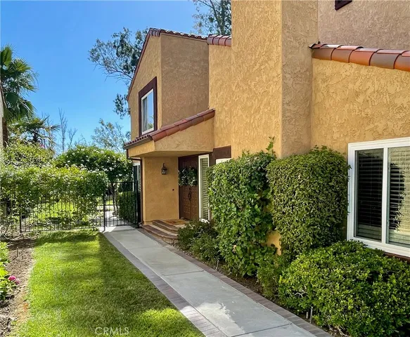 $5,900 | 25911 El Segundo Street, Laguna Hills, CA 92653