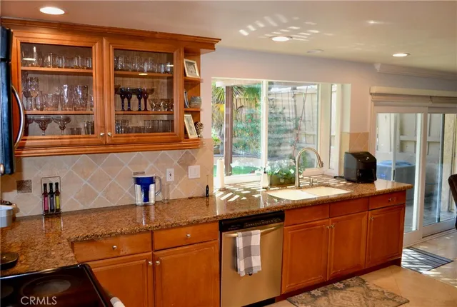 $5,900 | 25911 El Segundo Street, Laguna Hills, CA 92653