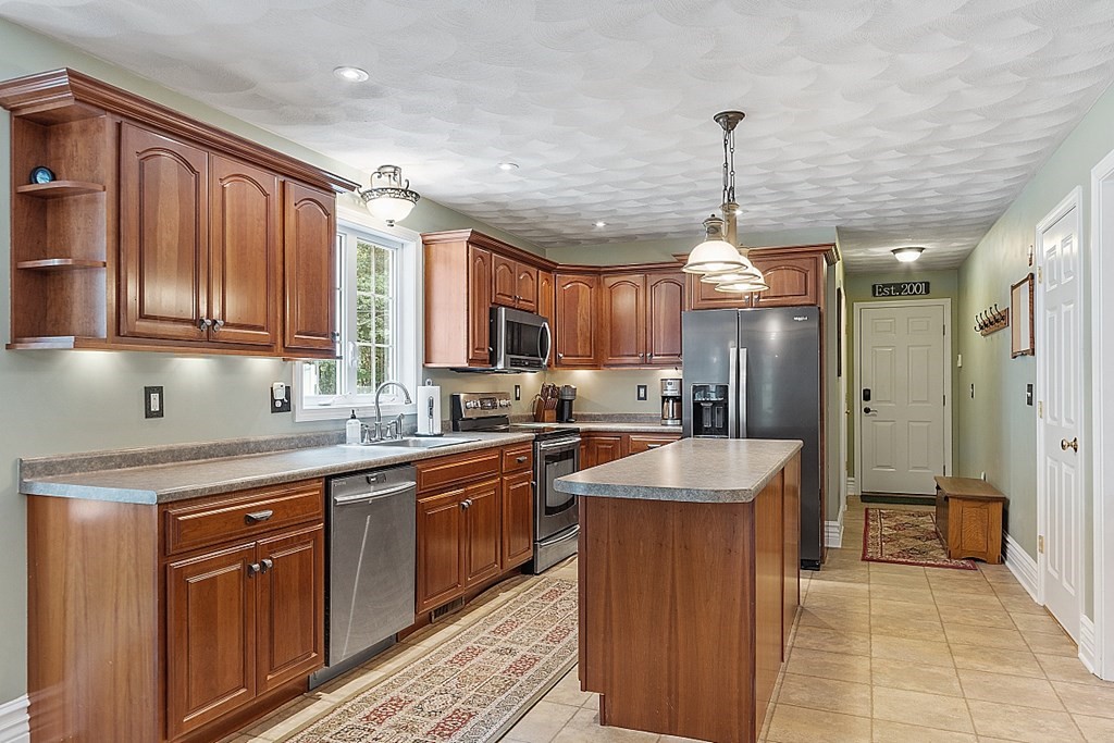 36 Cow Pond Brook Road Groton, MA 01450 - Photo 8 of 42 Gallery Image 8