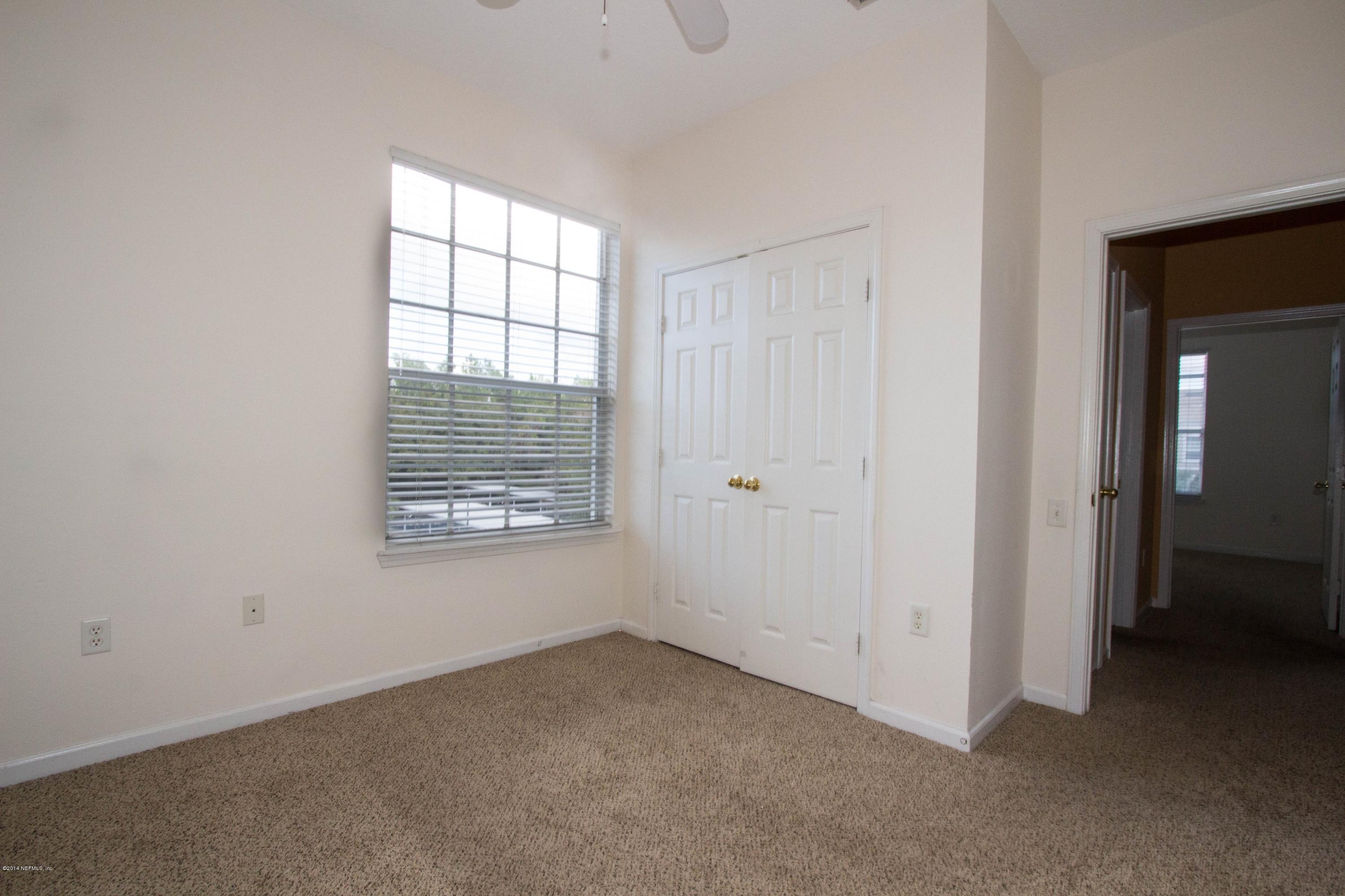 10550 Baymeadows Road, Unit 811 Jacksonville, FL 32256 - Photo 13 of 20 3rd Bedroom