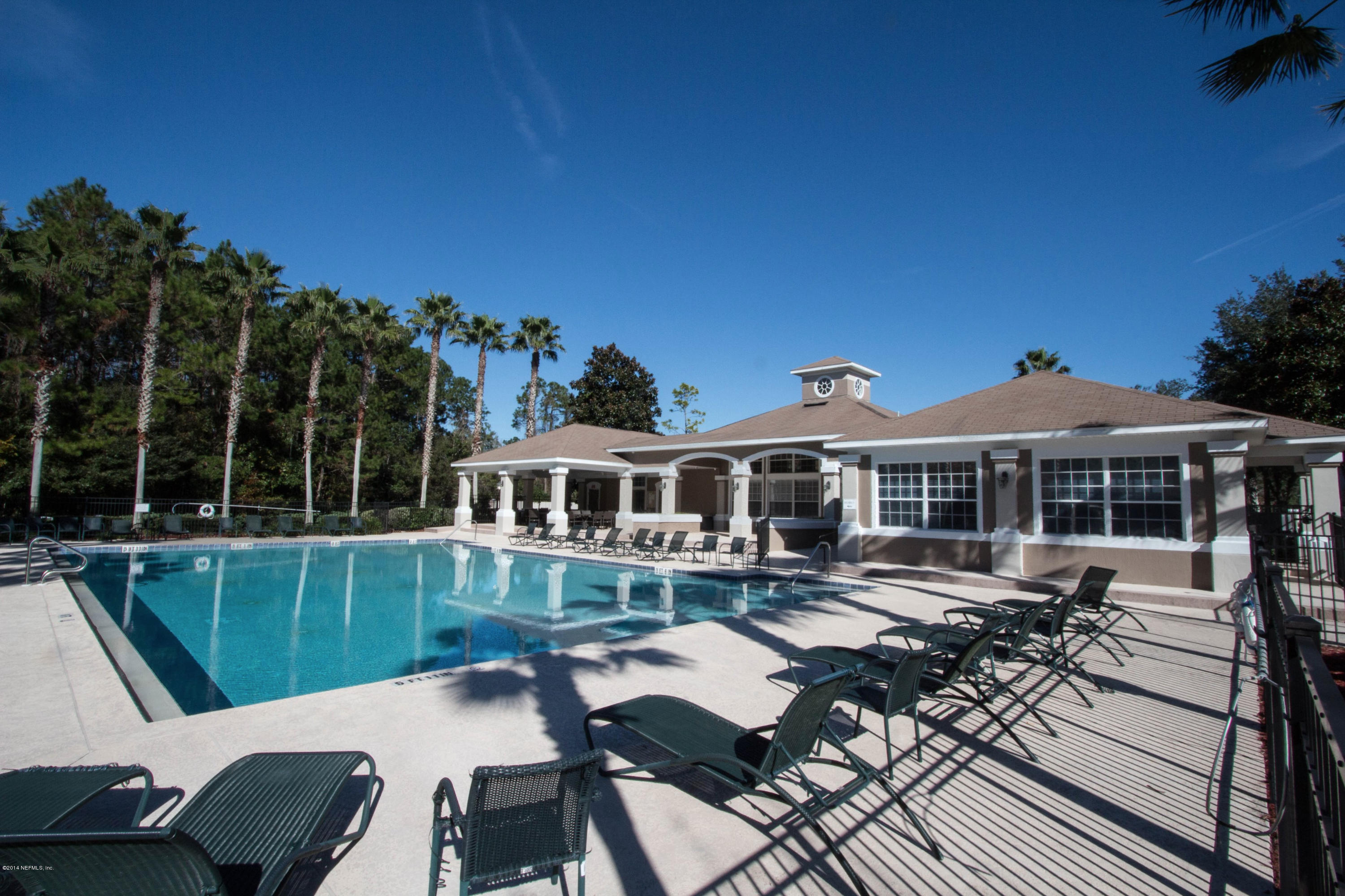 10550 Baymeadows Road, Unit 811 Jacksonville, FL 32256 - Photo 20 of 20 Community Pool