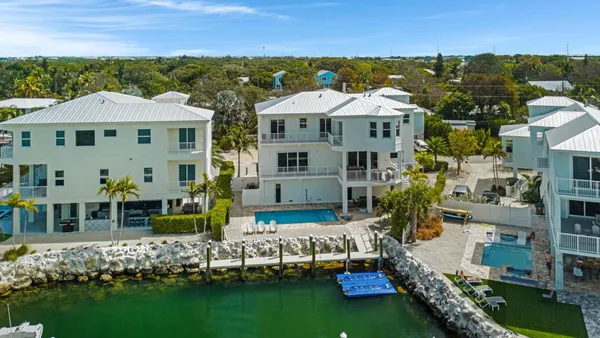 $4,490,000 | 865 50th Street Gulf, Marathon, FL 33050