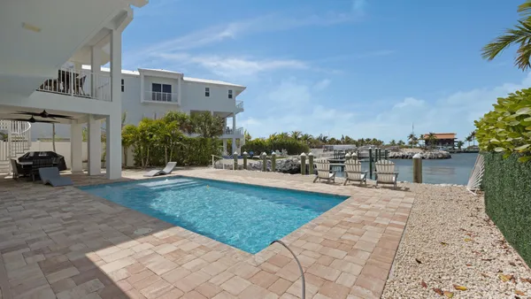 $4,490,000 | 865 50th Street Gulf, Marathon, FL 33050
