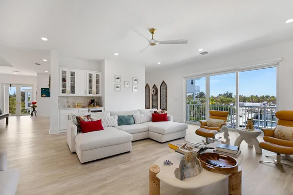 $4,490,000 | 865 50th Street Gulf, Marathon, FL 33050