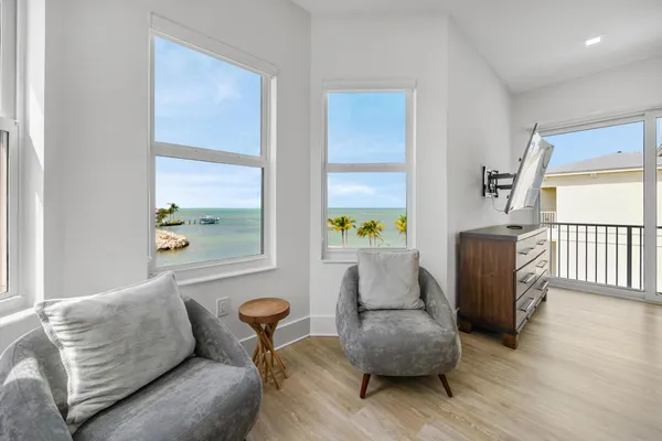 $4,490,000 | 865 50th Street Gulf, Marathon, FL 33050
