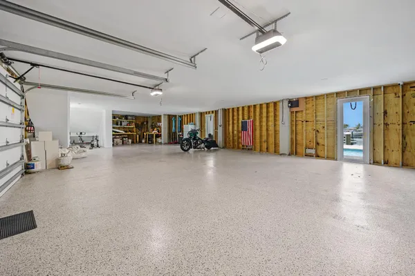 $4,490,000 | 865 50th Street Gulf, Marathon, FL 33050