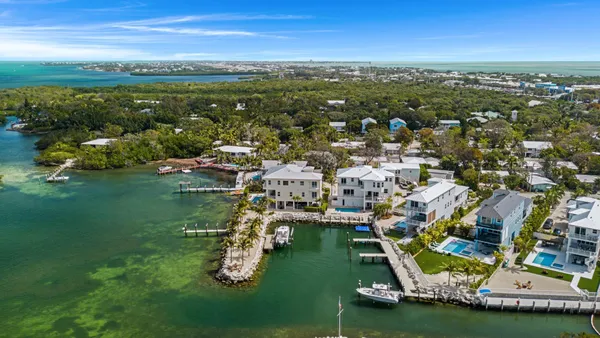 $4,490,000 | 865 50th Street Gulf, Marathon, FL 33050