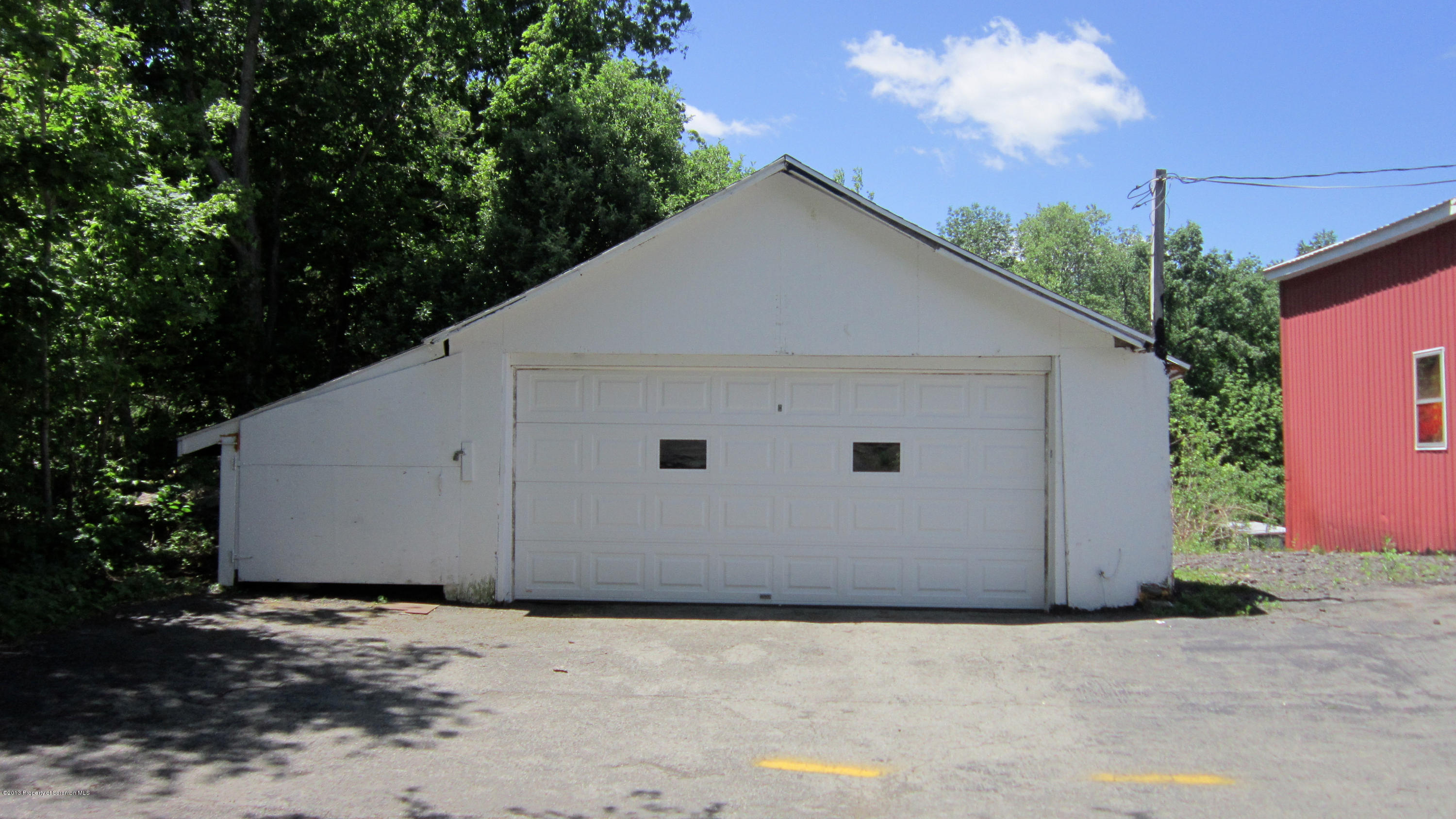 422 Hickory Ridge Road Carbondale, PA 18407 - Photo 17 of 20 Gallery Image 17