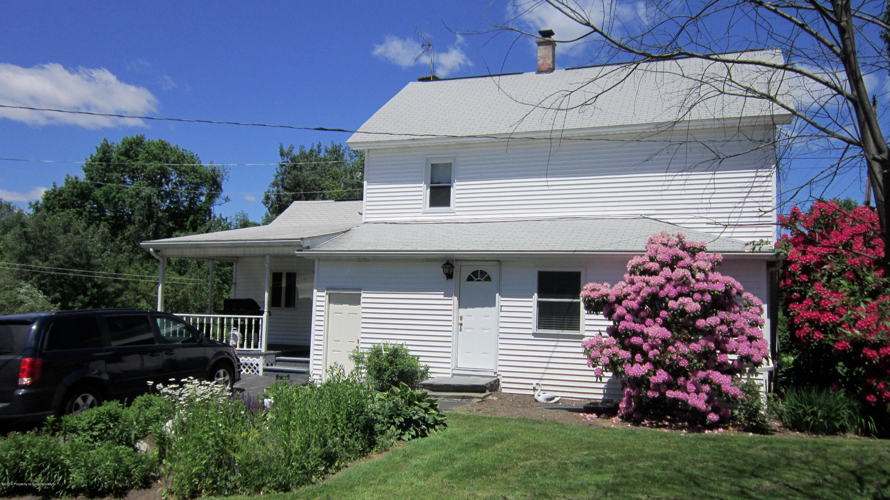422 Hickory Ridge Road Carbondale, PA 18407 - Photo 3 of 20 Gallery Image 3