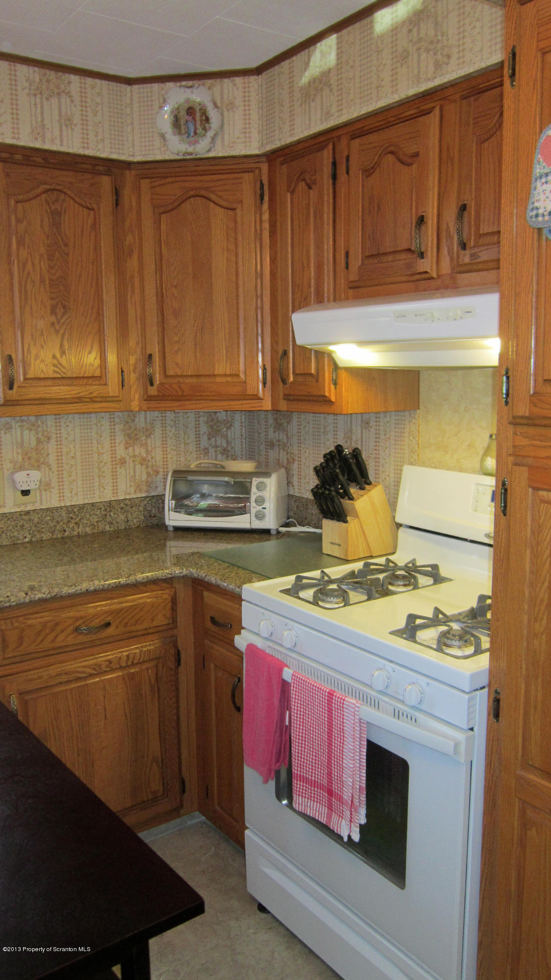 422 Hickory Ridge Road Carbondale, PA 18407 - Photo 6 of 20 Gallery Image 6