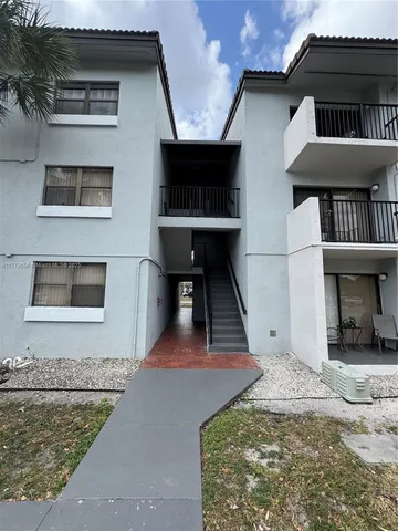 $264,000 | 7135 Northwest 179th Street, Unit 110, Hialeah, FL 33015