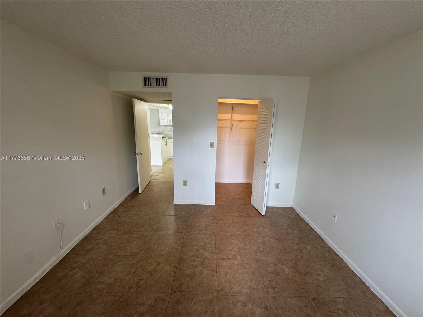 7135 Northwest 179th Street, Unit 110 Hialeah, FL 33015 - Photo 9 of 12