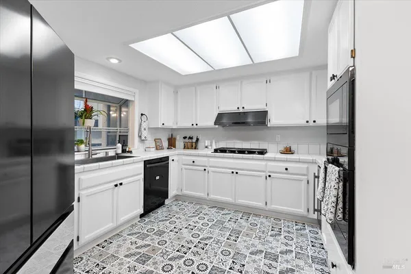 $589,999 | 2070 Stonefield Lane, Santa Rosa, CA 95403