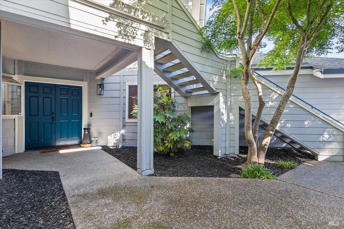 2070 Stonefield Lane Santa Rosa, CA 95403 - Photo 2 of 48