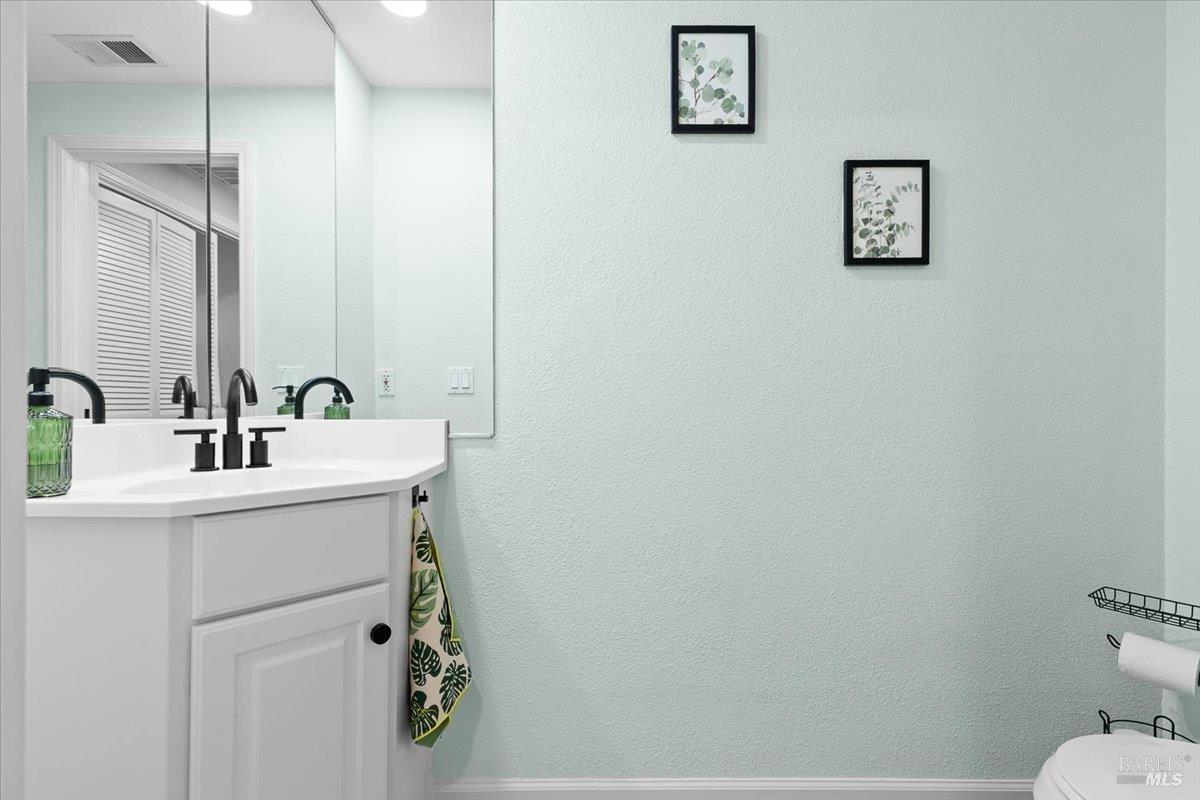 2070 Stonefield Lane Santa Rosa, CA 95403 - Photo 22 of 48