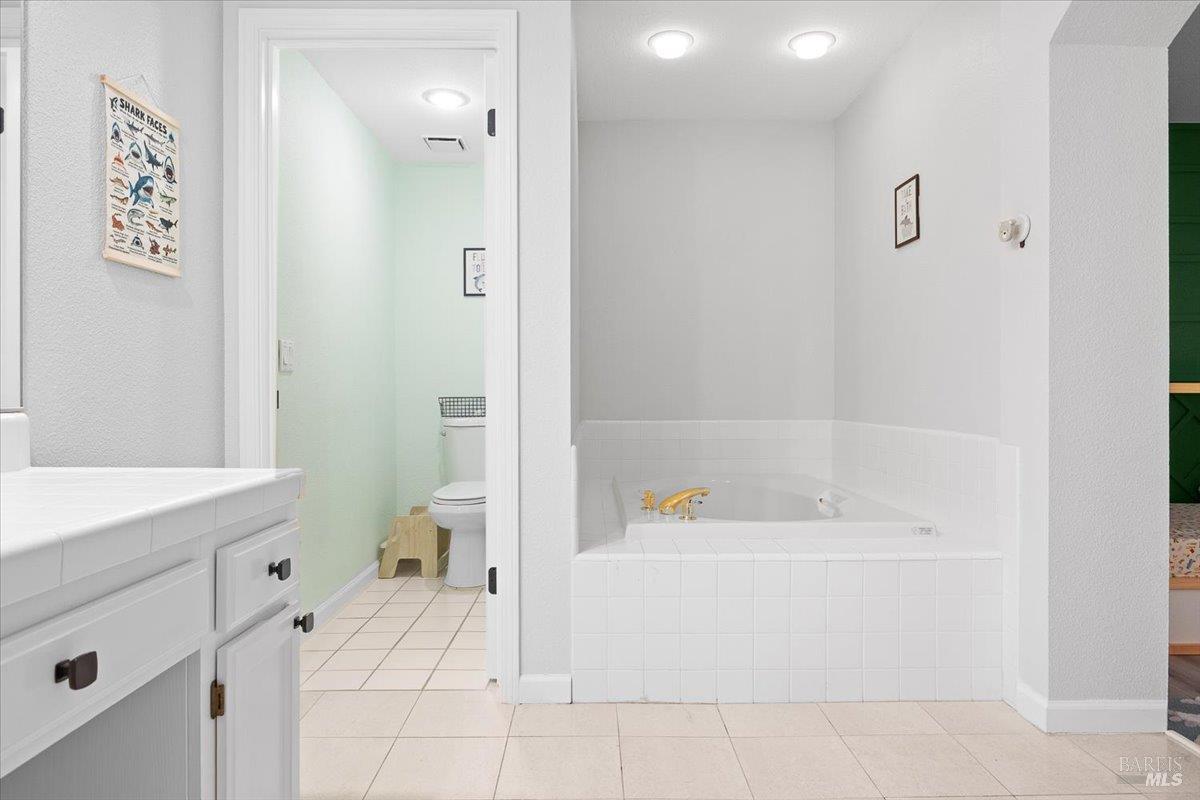 2070 Stonefield Lane Santa Rosa, CA 95403 - Photo 39 of 48