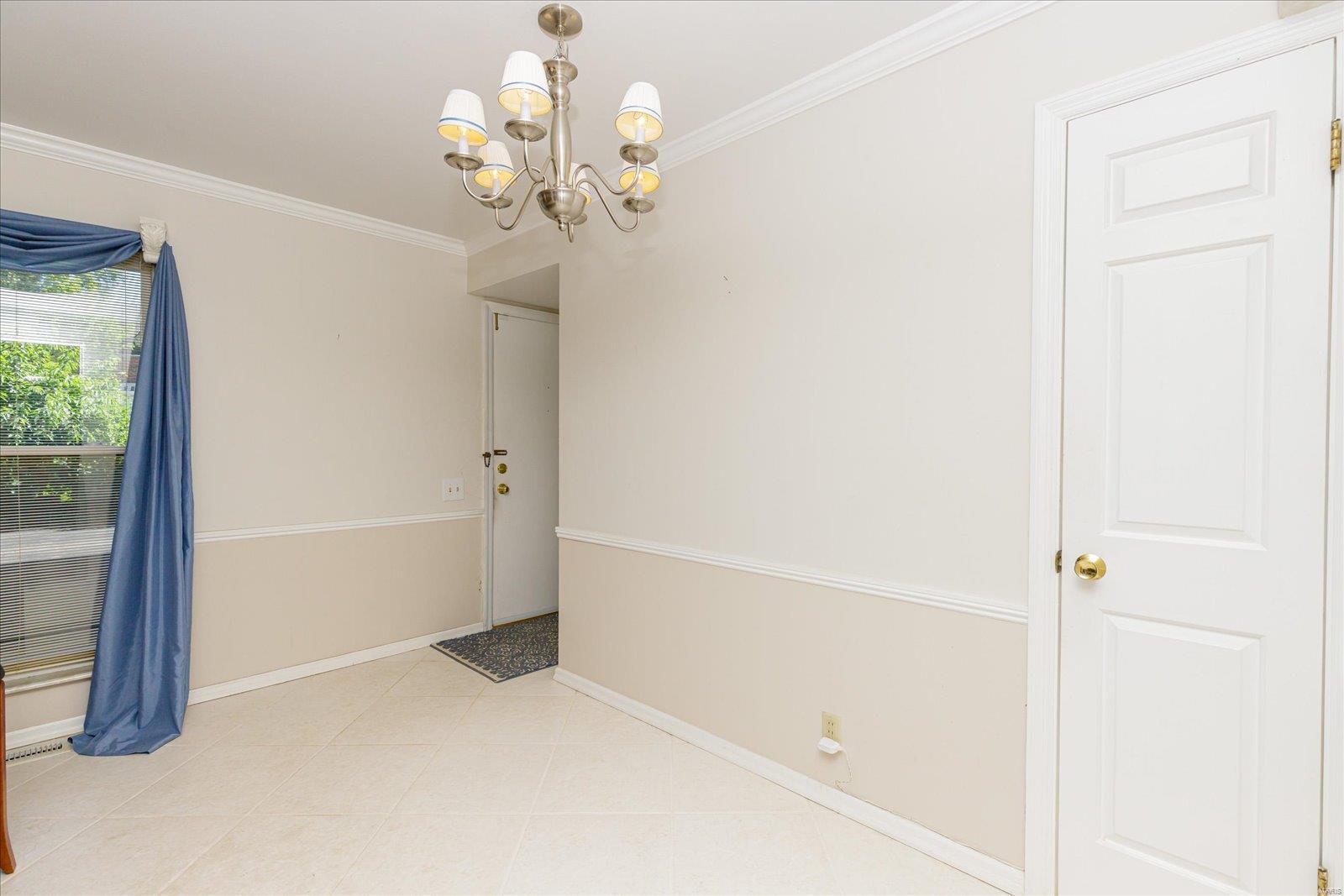 32 Ridgepoint Drive Chesterfield, MO 63017 - Photo 15 of 48 Gallery Image 15